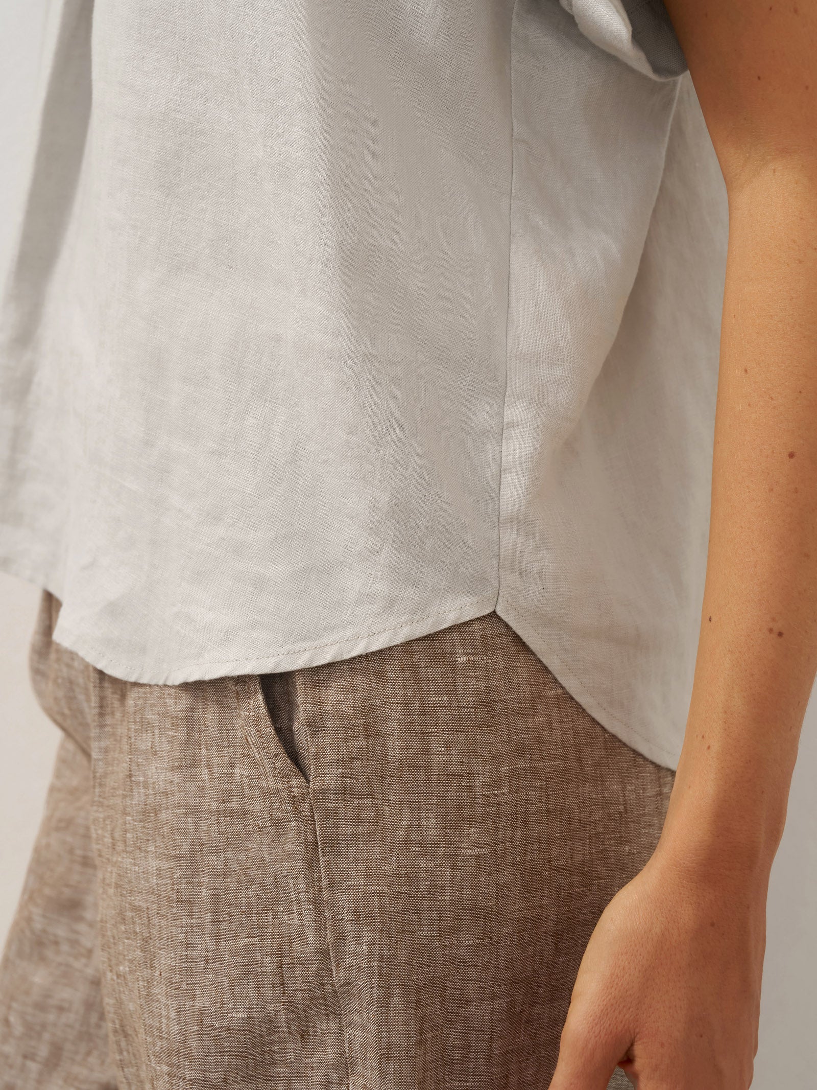 100% Linen Blazer-Inspired Pullover Top DINA