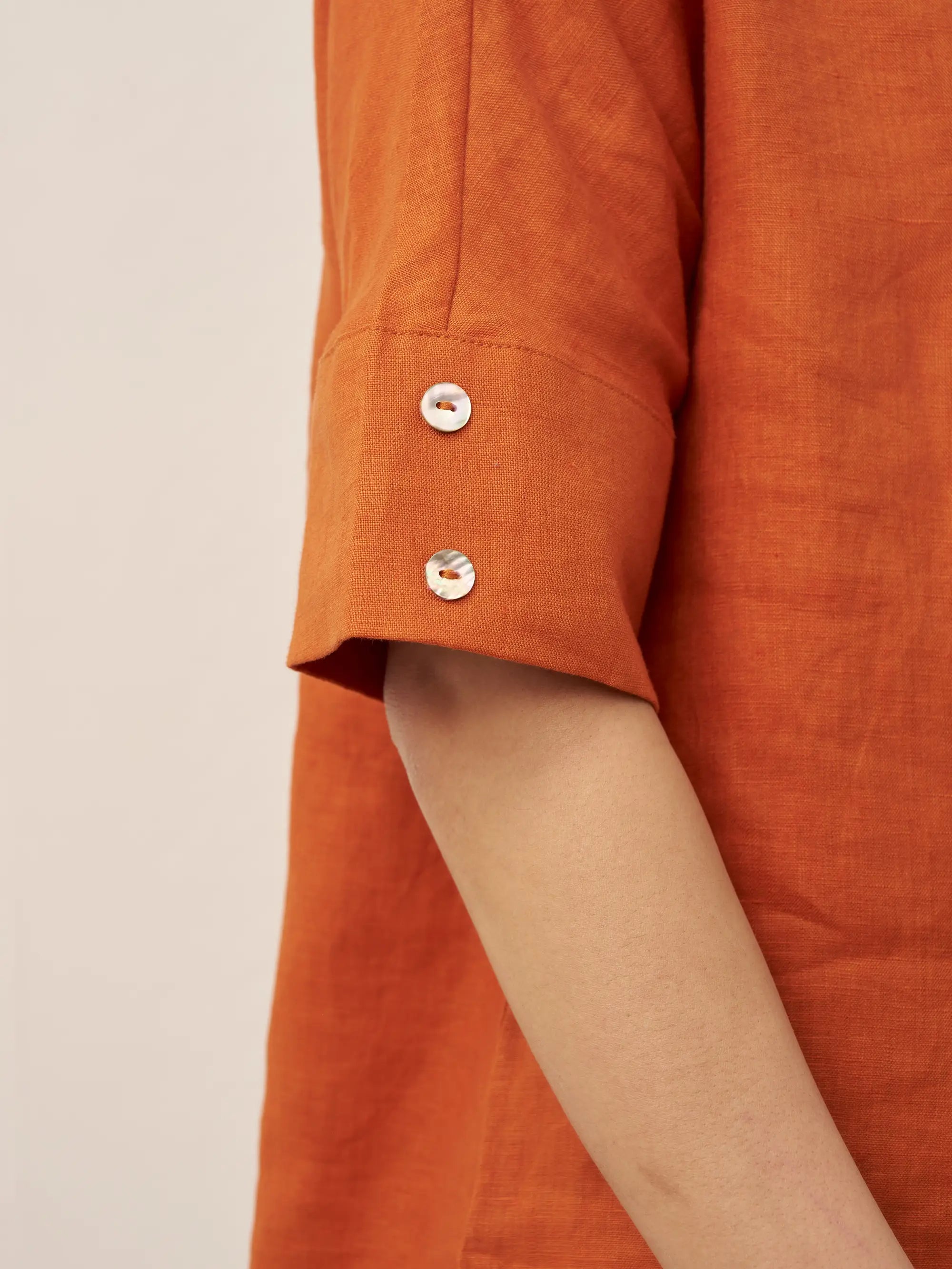 100% Linen V-Neck Short Sleeve Shirt SIERRA