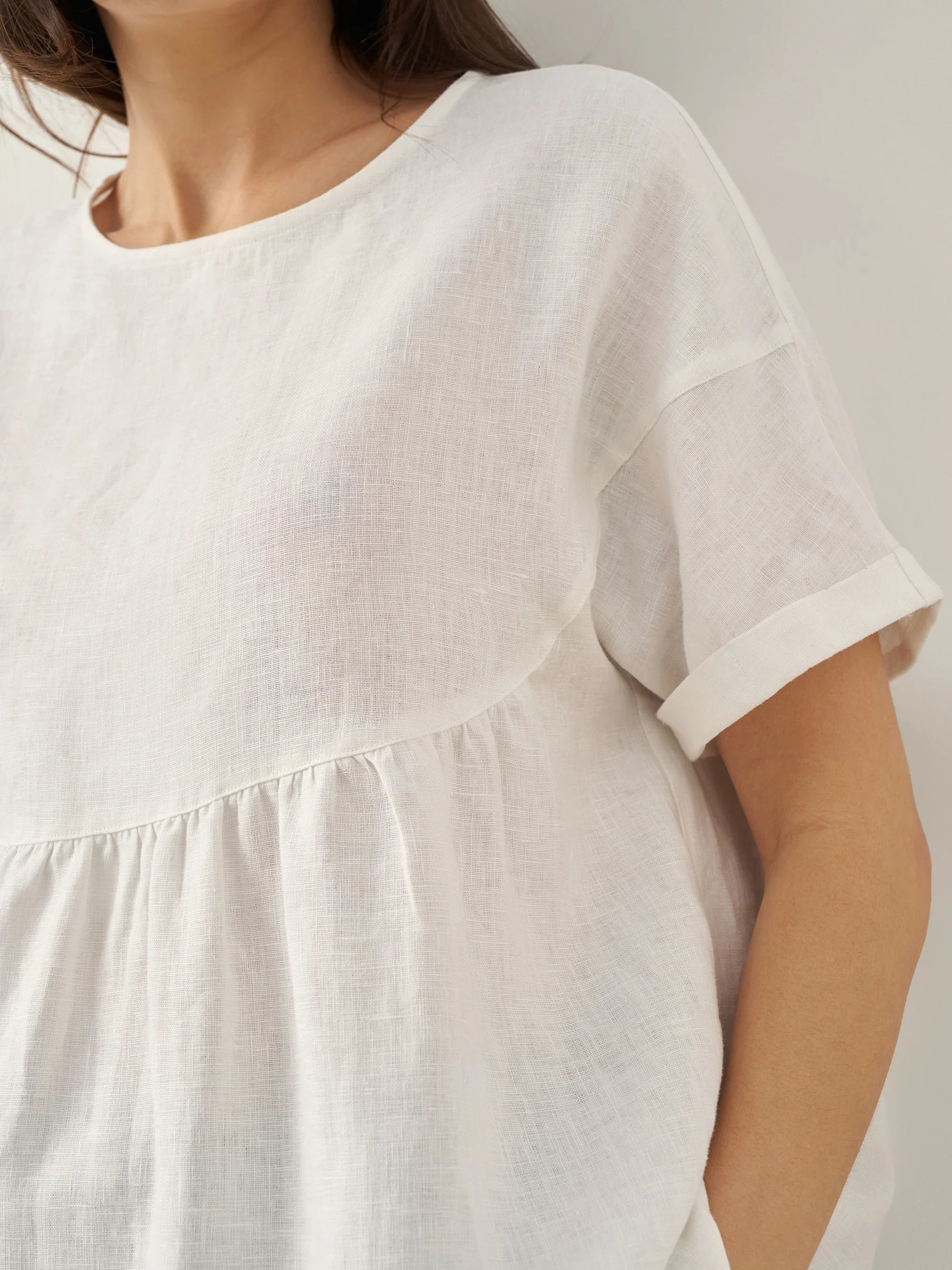 100% Linen Round Neck Pleated Pullover Top QUINLAN