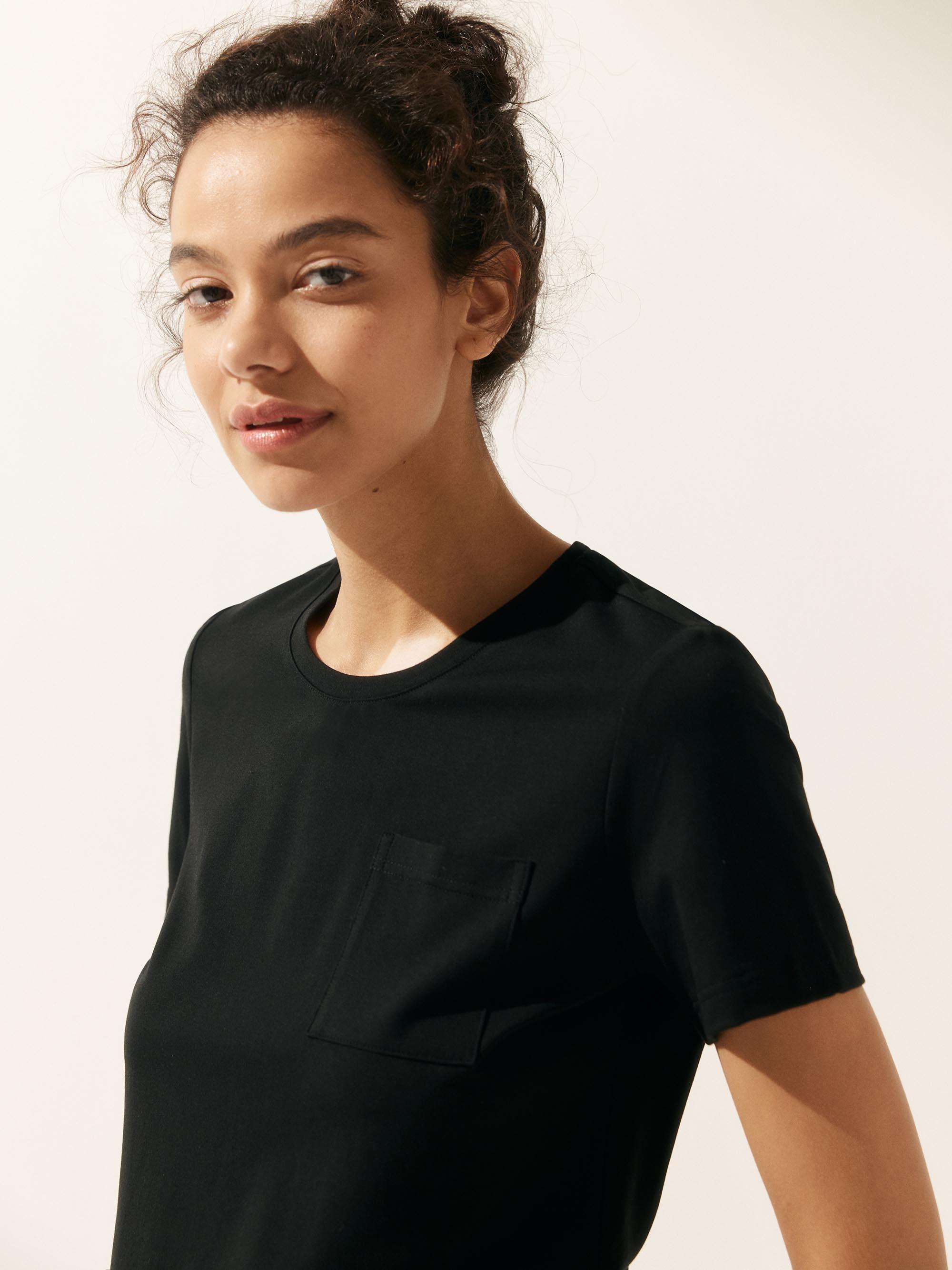 Stretch-Knit Bamboo Classic Basic Tee BELLE